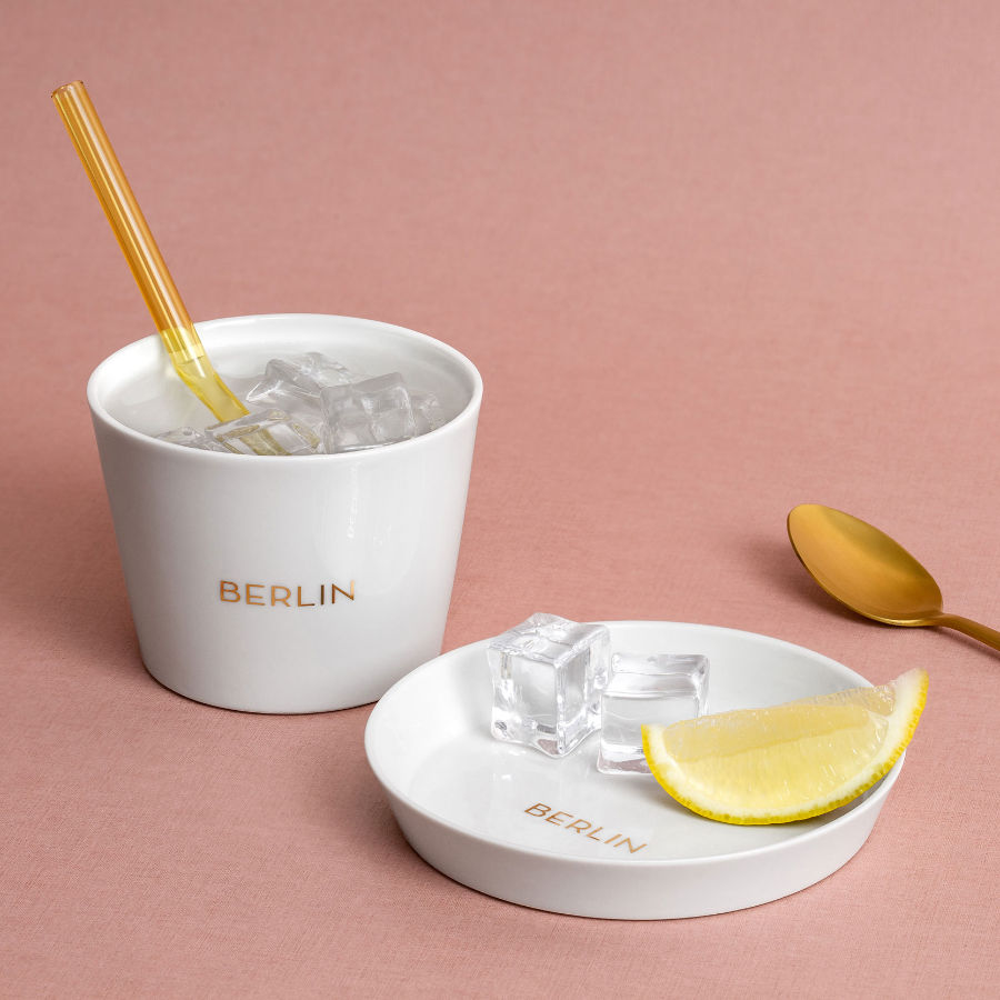 BERLIN Becher und Teller