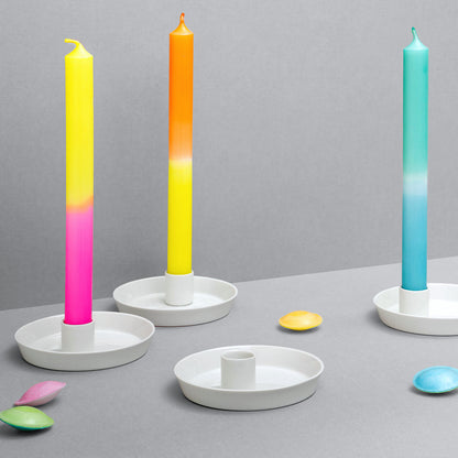 Weißer Kerzenhalter aus Porzellan von feinesweißes Berlin