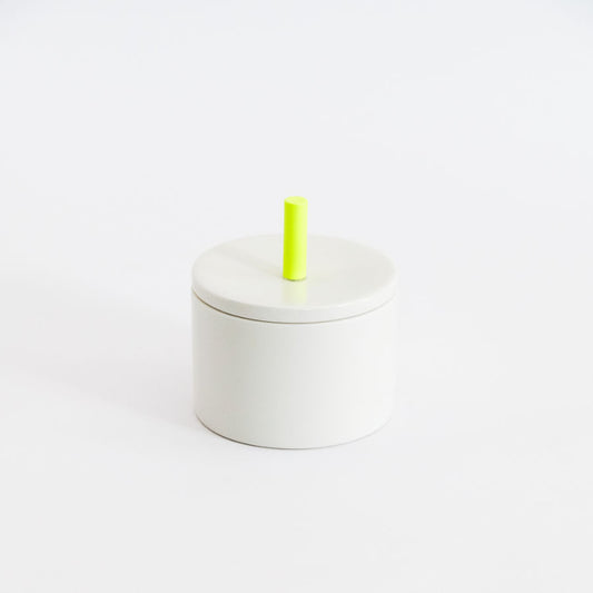 Porzellandose PIN in neon gelb von feinesweißes × kolor