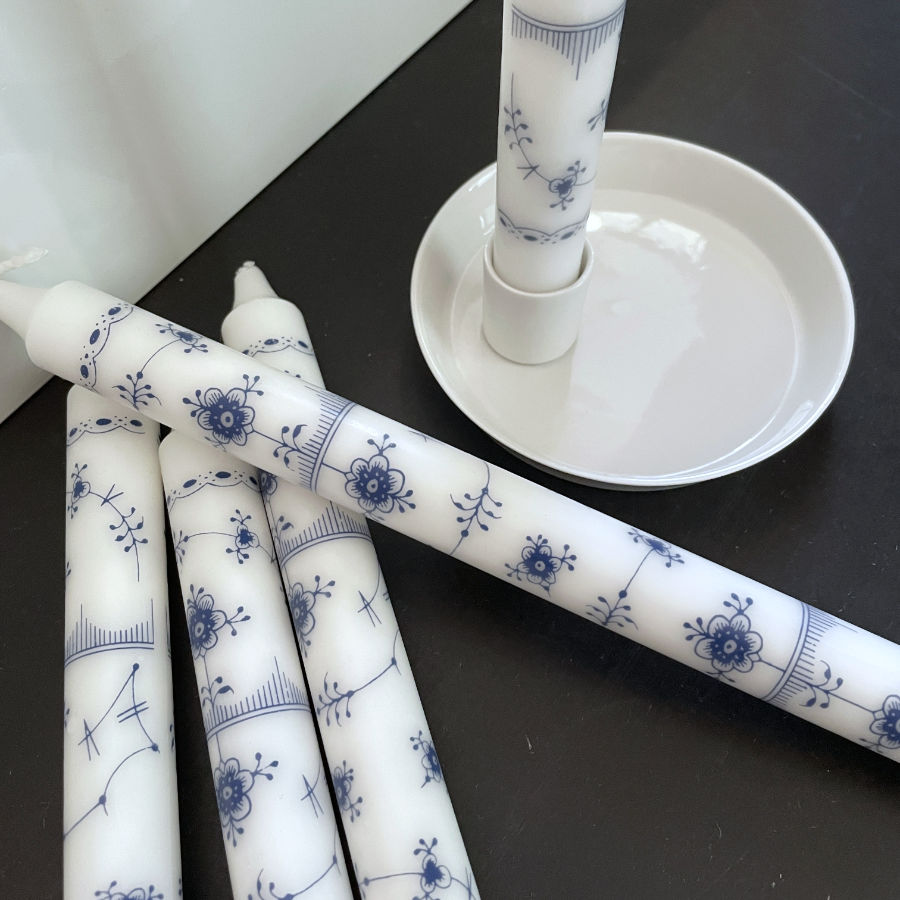 Geschenkset, Mussel, Kerze von Kunstindustrien und Porzellan Kerzenhalter von feines weißes Berlin