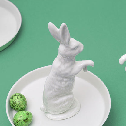 Großer Hasenteller zum dekorieren an Ostern. Von feinesweisses Berlin